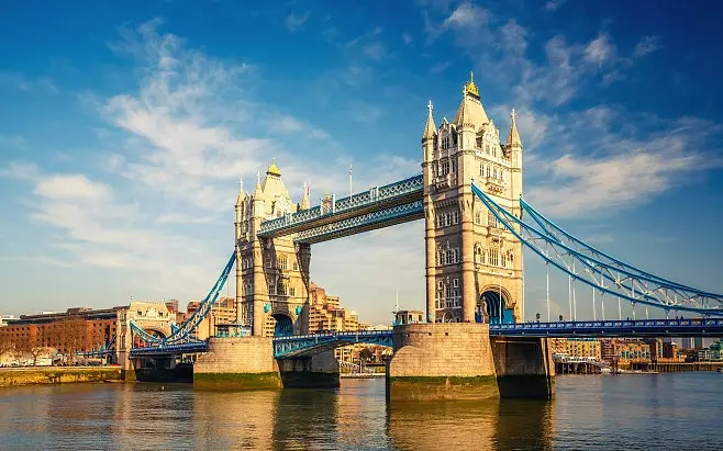 英國(guó)公司年審